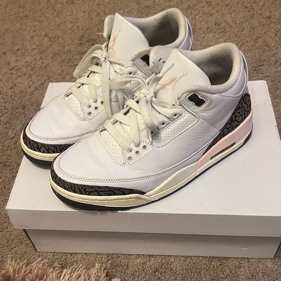 Jordan 3 Retro Neapolitan - Picture 1 of 5